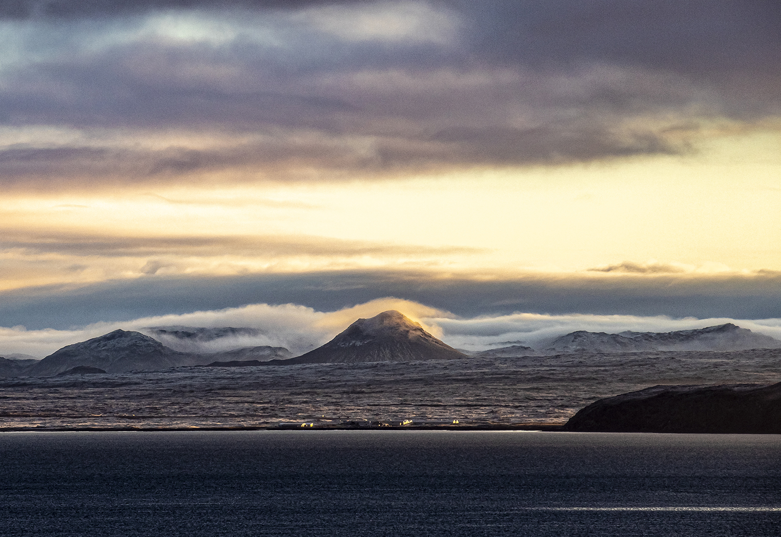 Einn fjarki og fjórir þristar í nótt