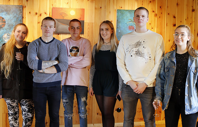 Listrænir FS-ingar sýna í Duus