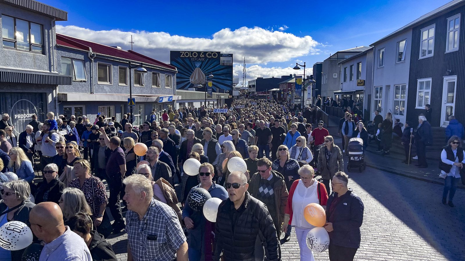 Þúsundir á vel heppnaðri Ljósanótt