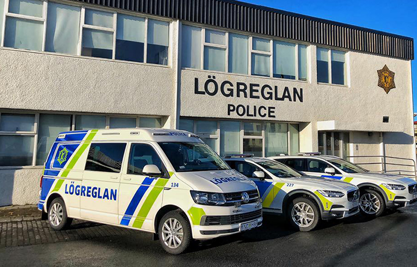 Stórfellt brot í nánu sambandi og ætluð tilraun til manndráps
