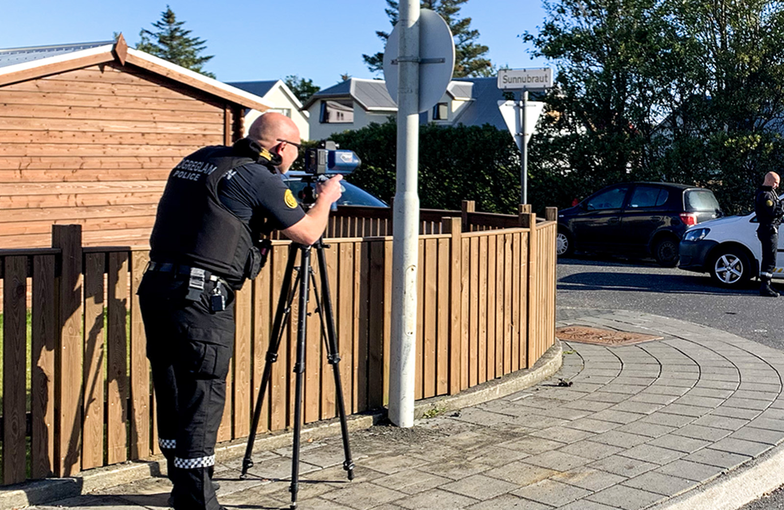 Sjötíu ökumenn teknir fyrir of hraðan akstur við skóla