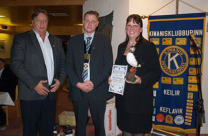 Karen J. Sturlaugsson hlaut lundann