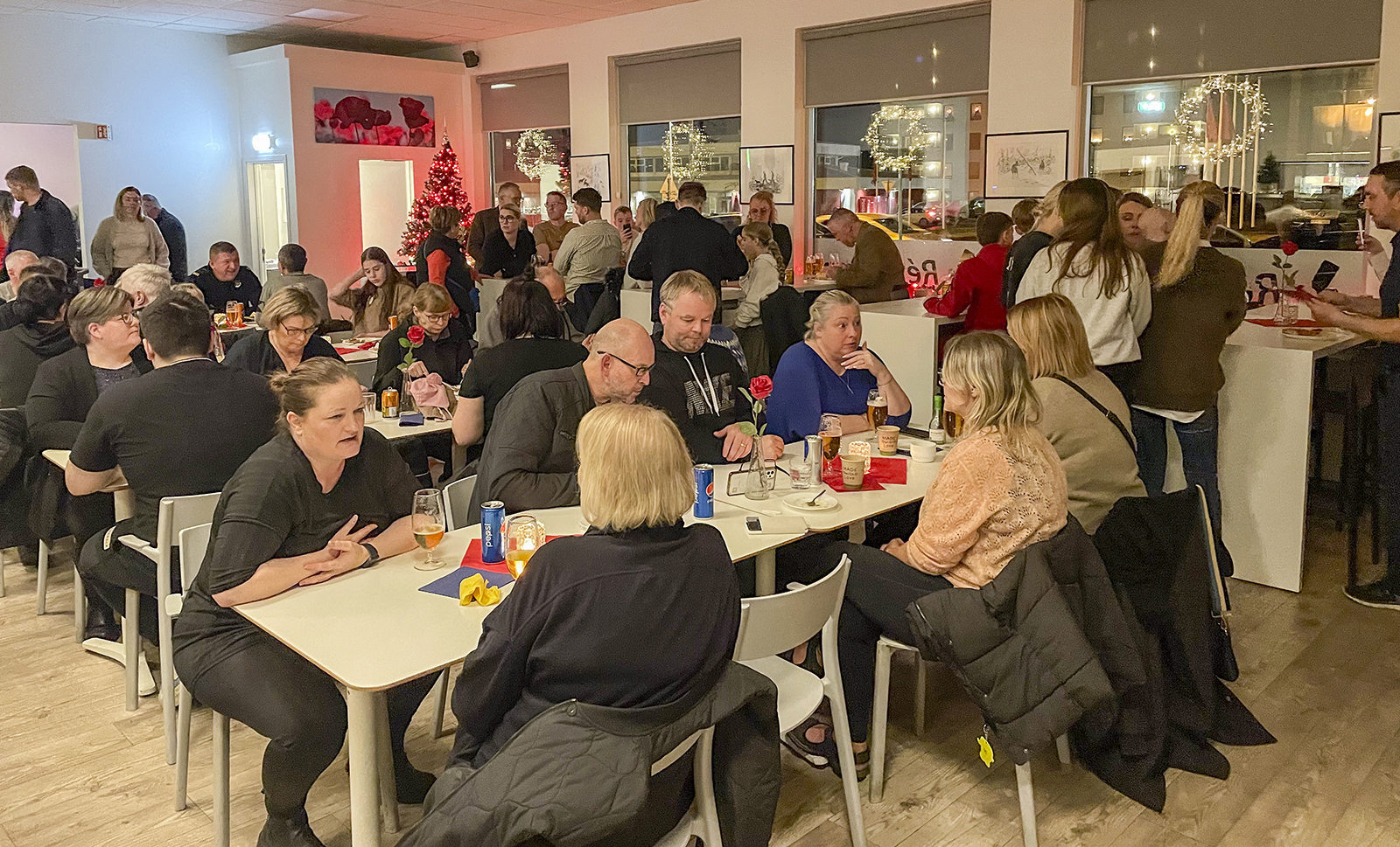 Aðventugleði Grindvíkinga á Réttinum