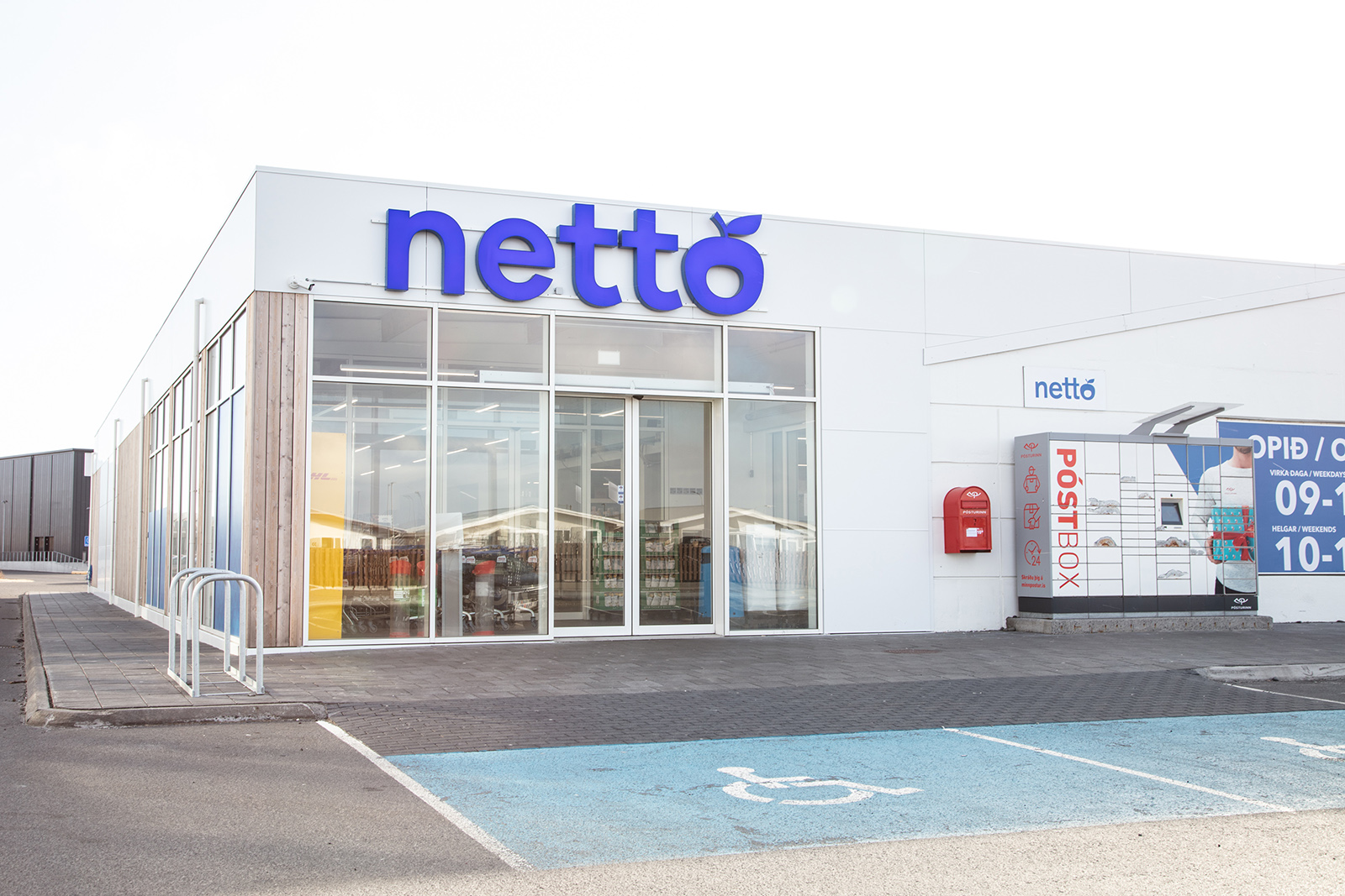 Flutningsaðföng í boði við Nettó í Grindavík