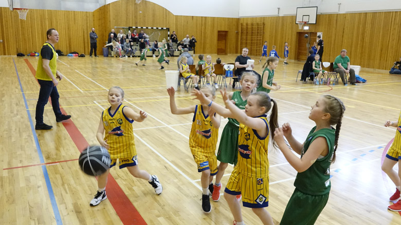 Yfir 1300 körfuboltakrakkar á Nettómóti