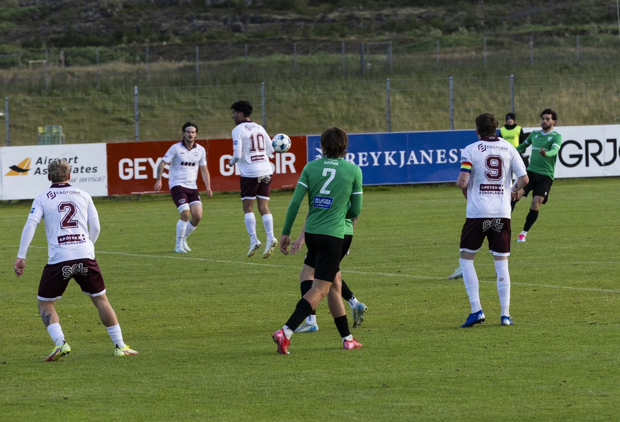 Njarðvík á toppinn