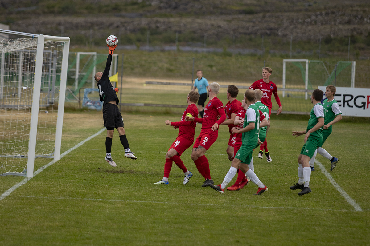 Njarðvíkingar teknir í bakaríið af Haukum