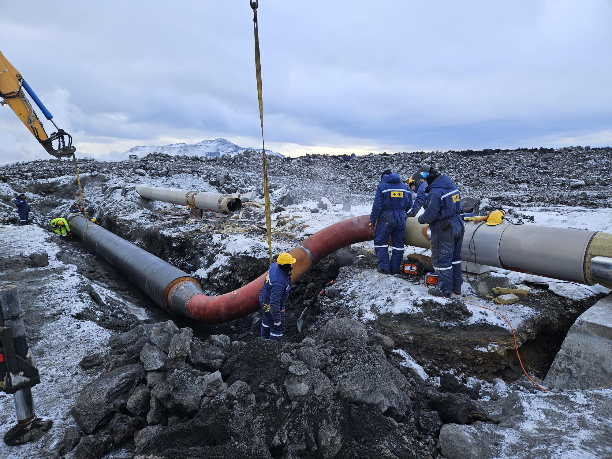 Vatn komið á Njarðvíkuræðina