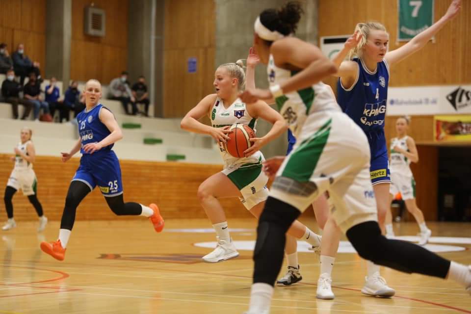 Grindavík og Njarðvík í vænlegri stöðu í úrslitakeppni 1. deildar kvenna