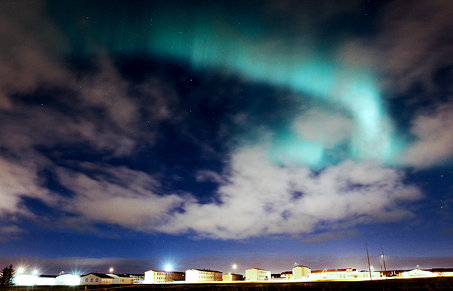 Dansandi norðurljós