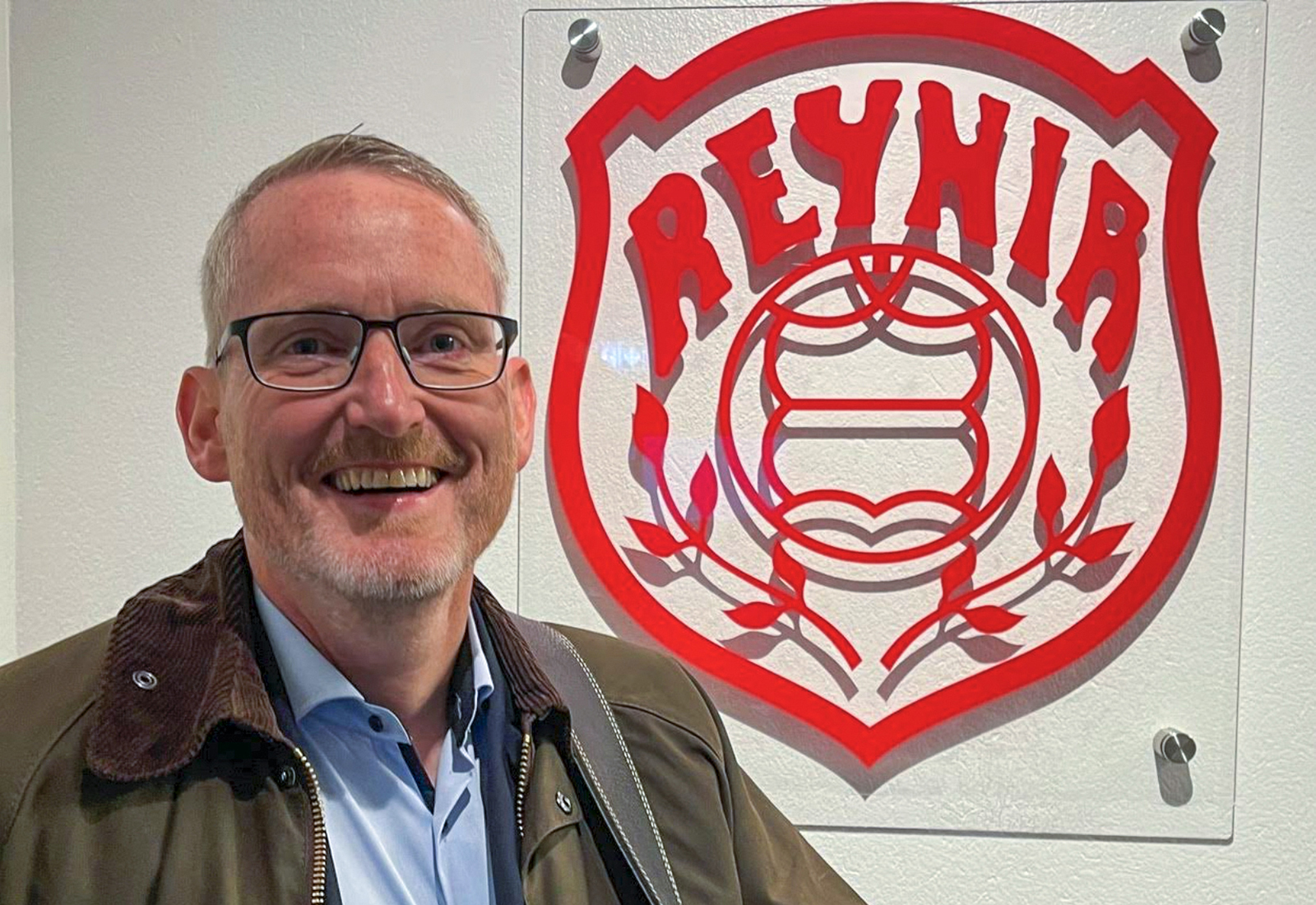 Formaður Reynis flytur frá Reykjanesi á Reykjanes