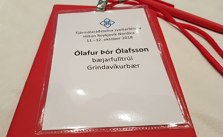 Fluttur nauðugur til Grindavíkur