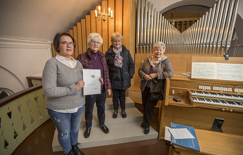 Lionessur styrkja orgelsjóð