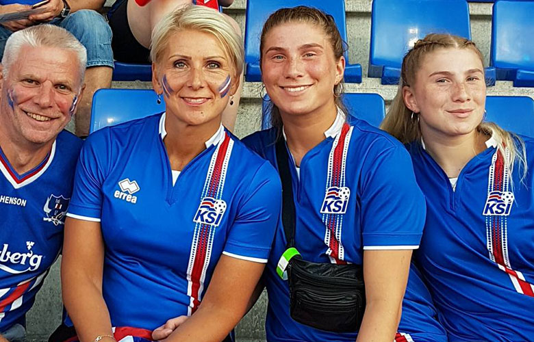 Hópur Keflvíkinga á EM kvenna