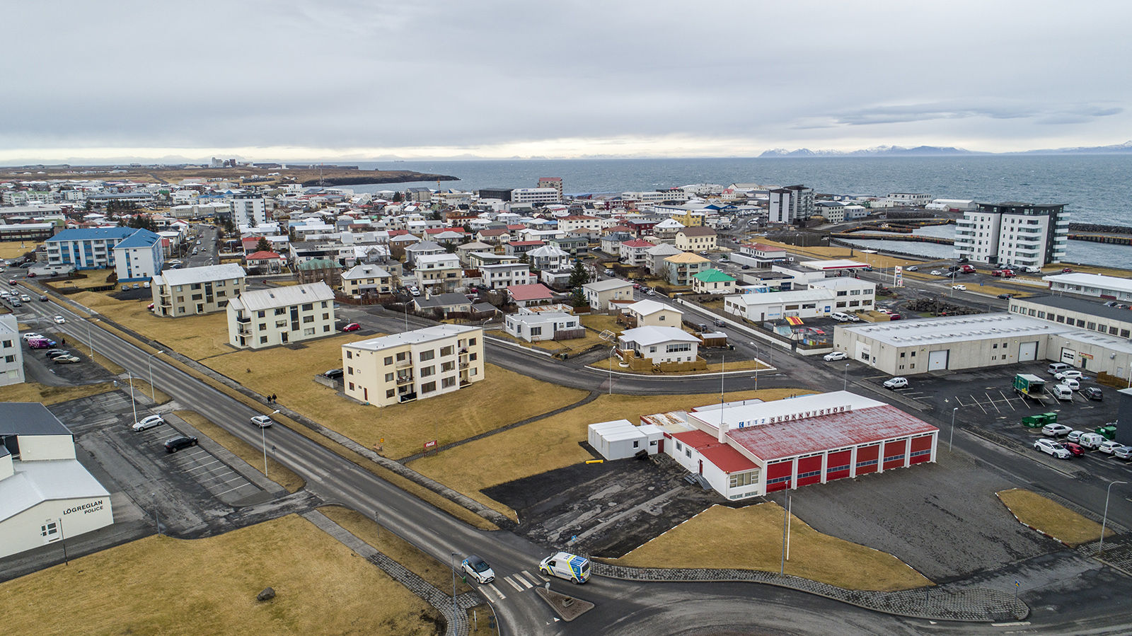 Nýjar byggingar raða sér á milli eldri húsa í Hverfinu