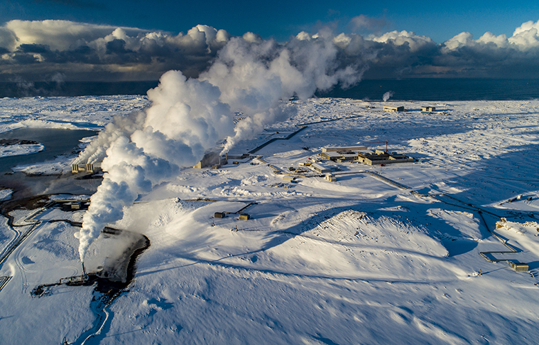 Skjálftahrina á Reykjanesi heldur áfram