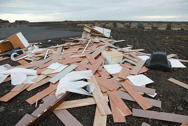 Tapaðir þú parketi og eldhúsinnréttingu? Það er fundið!