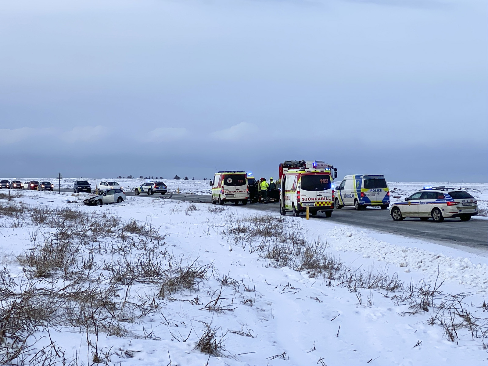 Alvarlegt bílslys á Sandgerðisvegi