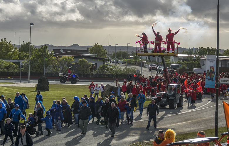 Litaskrúðganga Sjóarans síkáta í kvöld