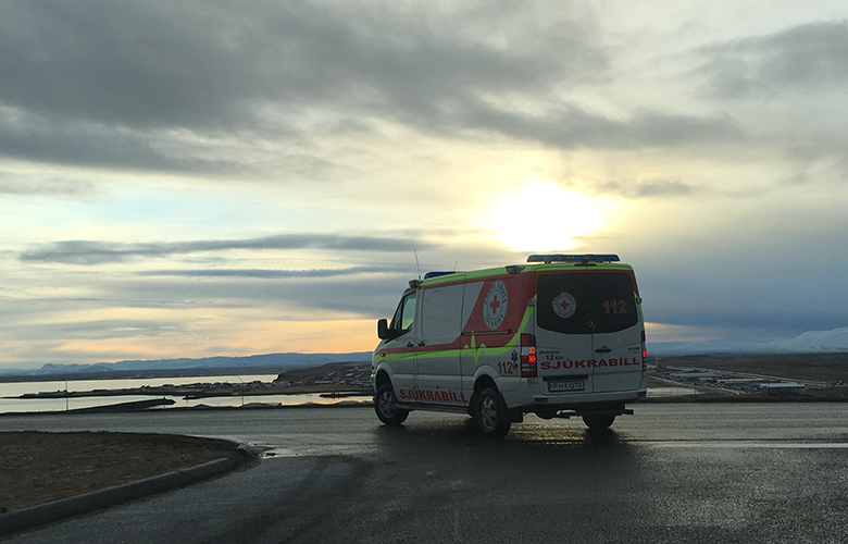 Slasaðist um borð í flugvél