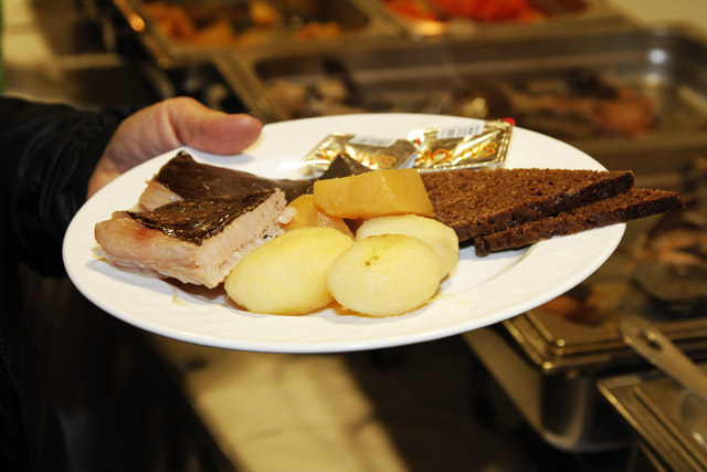 Ilmandi skötuveisla í Leirunni á Þorláksmessu