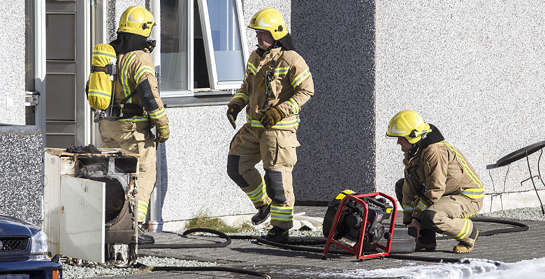 Slökkvilið slökkti eld og reykræsti í Dalshverfi