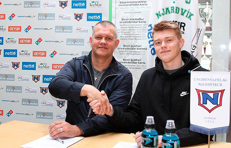 Snjólfur framlengir í Ljónagryfjunni