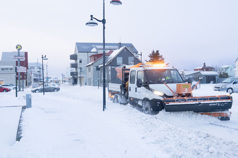 Vantar reynslubolta í snjómokstri í Reykjanesbæ