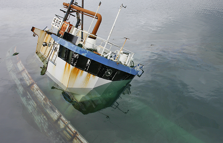 Losaði sig við skuldsett skipsflak á eina krónu