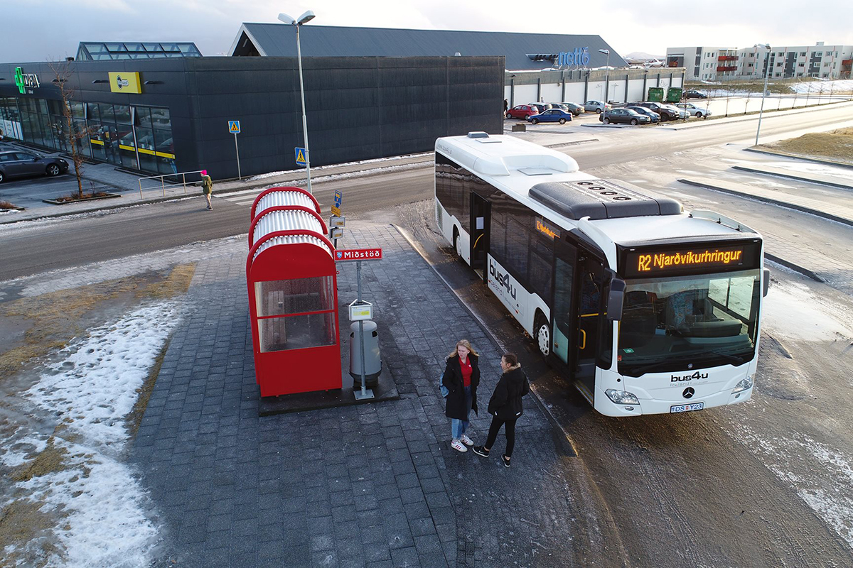 Andlitsgrímur skylda í strætó