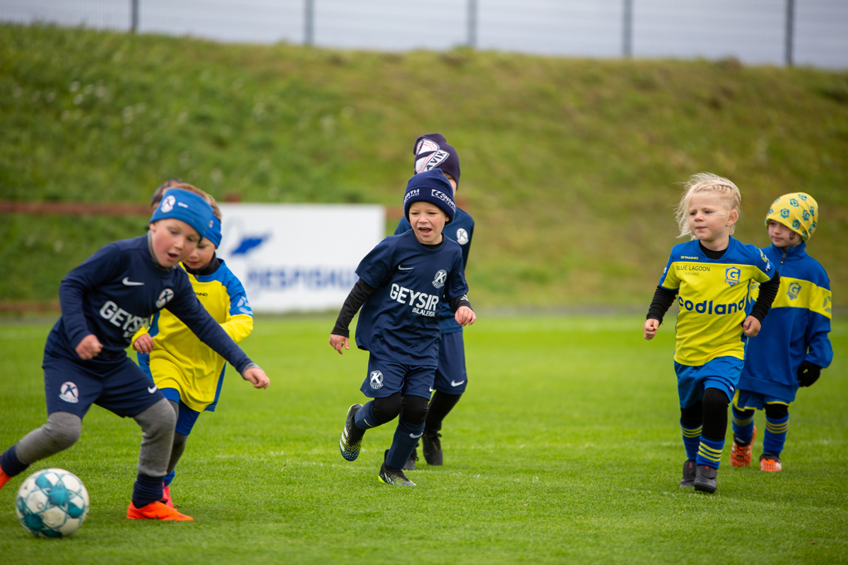 Fótboltahetjur framtíðarinnar léku listir sínar í Suðurnesjabæ