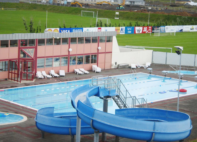 Inni- eða útisundlaug í Grindavík?