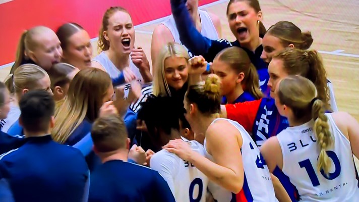 Keflavík í VÍS bikarúrslit eftir sigur á Hamar/Þór