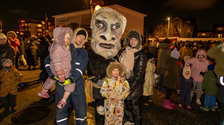 Þrumandi þrettándagleði í Reykjanesbæ!