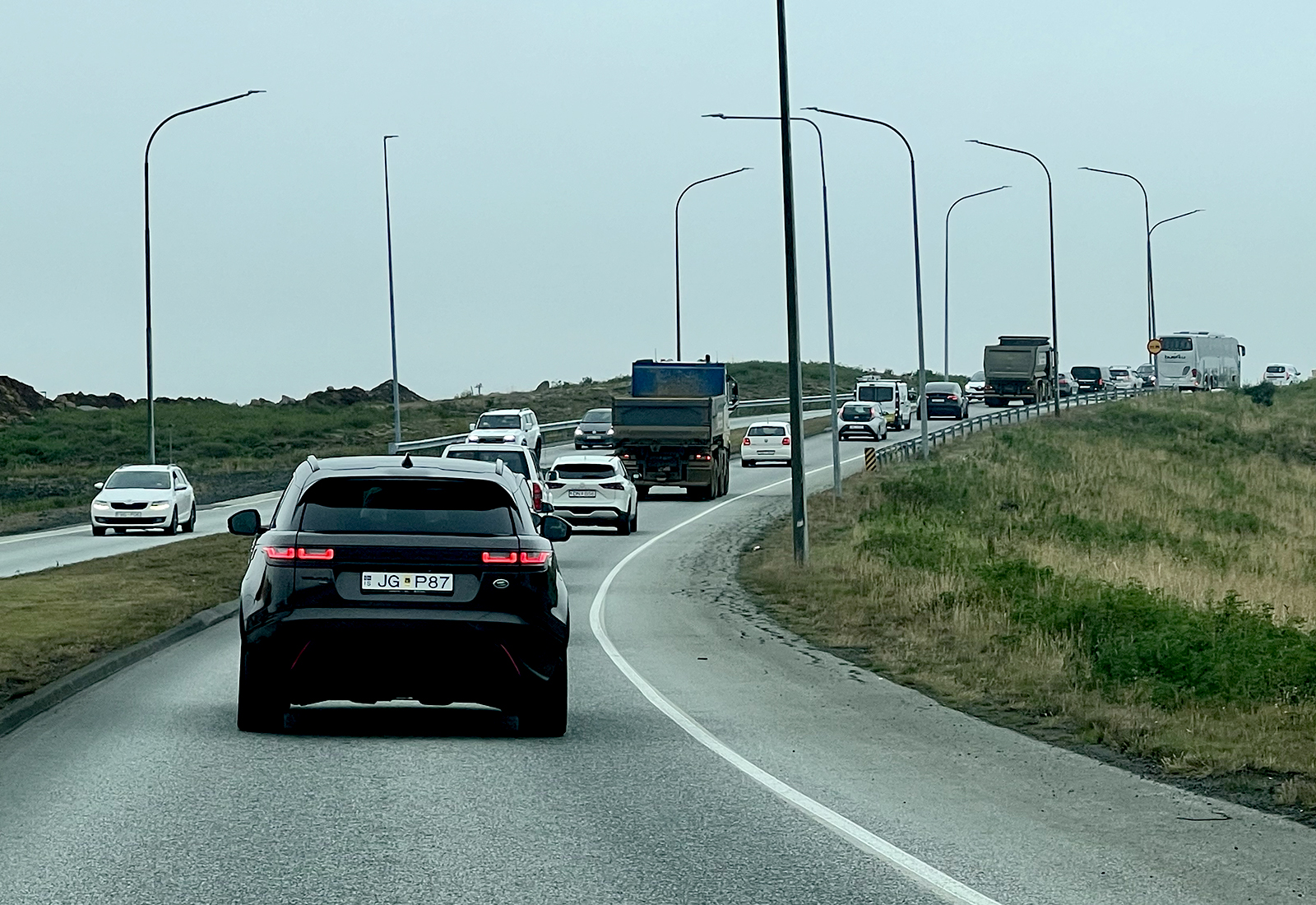Búast við að opna síðar í dag