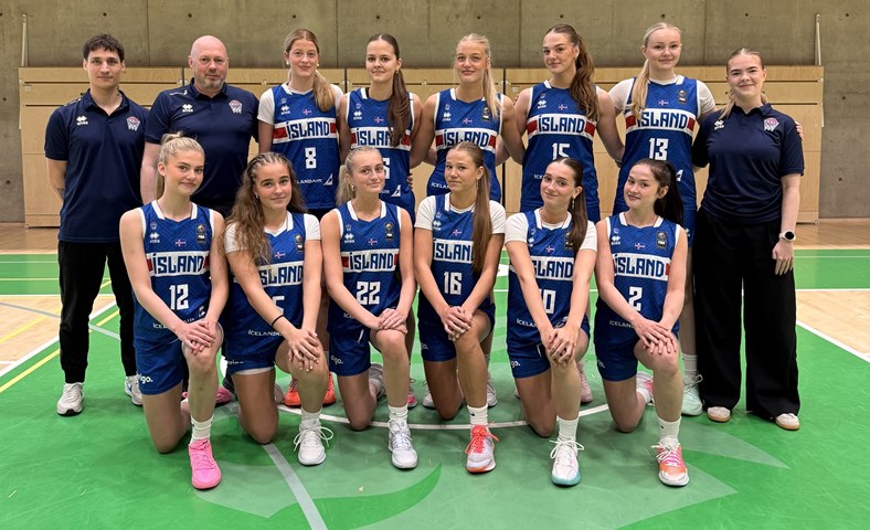 U16 landslið stúlkna mætt til Grikklands: Sterkur hópur frá Suðurnesjum