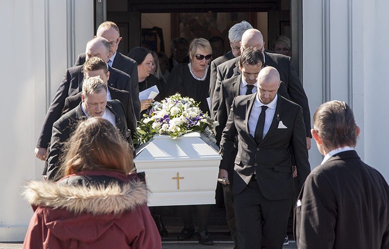Útför Ragnars Arnar í dag