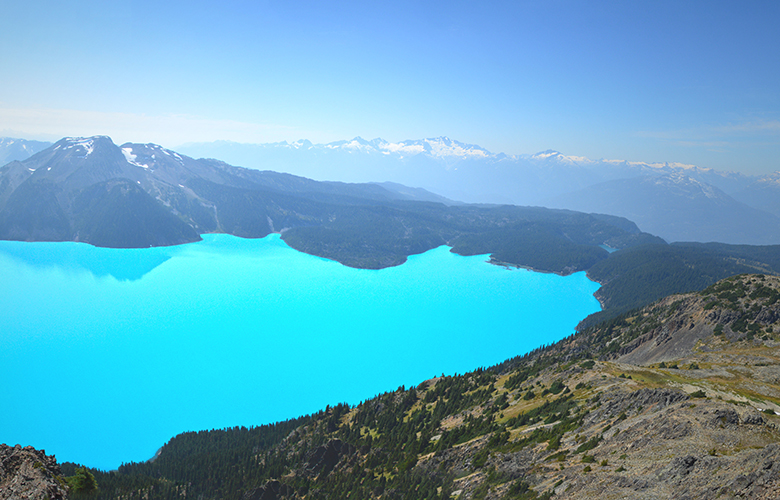 WOW air bætir við Vancouver