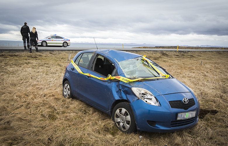 Útvarpsfikt endaði úti í móa