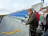 Ný og glæsileg áhorfendastúka vígð á Nesfiskvellinum