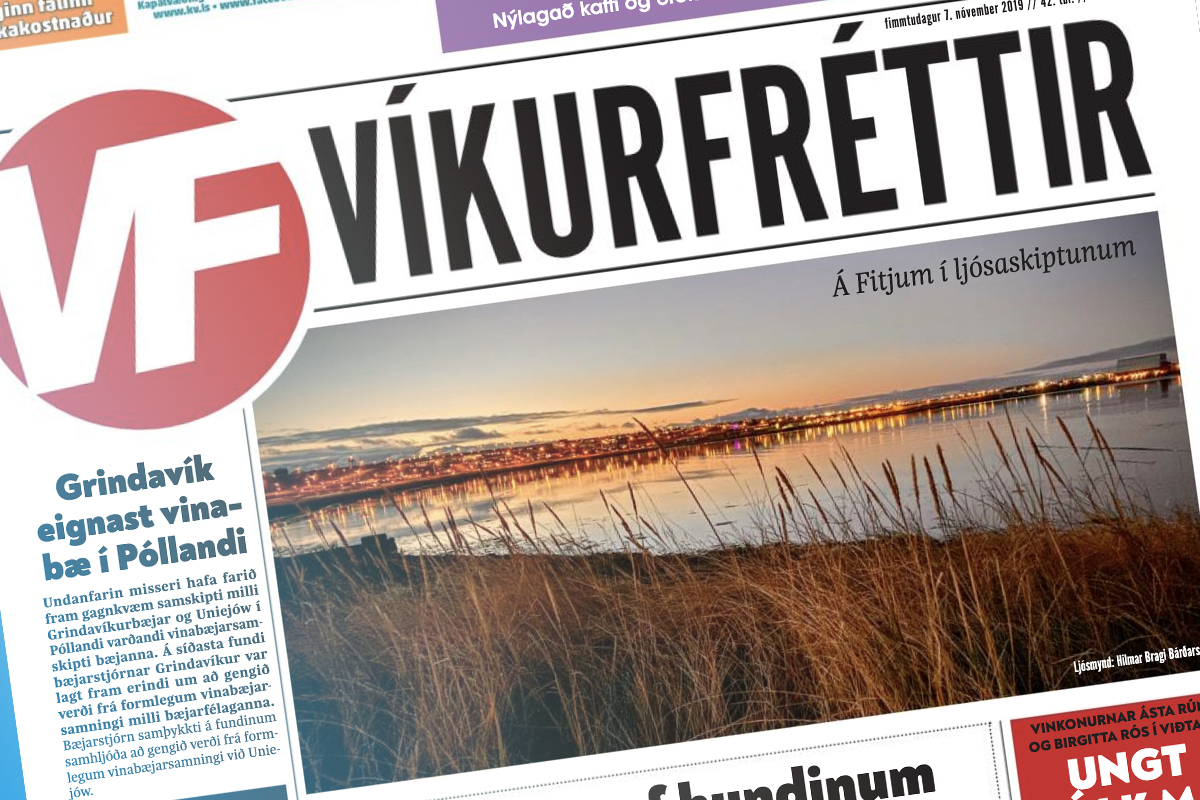 Glóðvolgar Víkurfréttir úr prentun