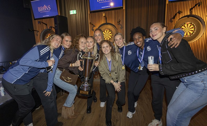 Keflavík VÍS-bikarmeistarar kvenna 23026 - Sjáðu myndirnar!