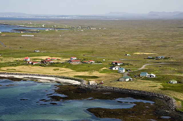 Erfingjar stöðva braggabyggingu